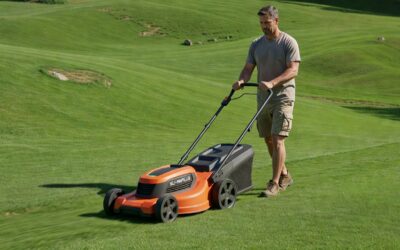 What Does a Self-Propelled Mower Mean? How It Works & When to Choose One