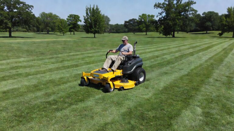 What Is the Best Lawn Tractor? (Buyer’s Guide to Finding the Right Model)